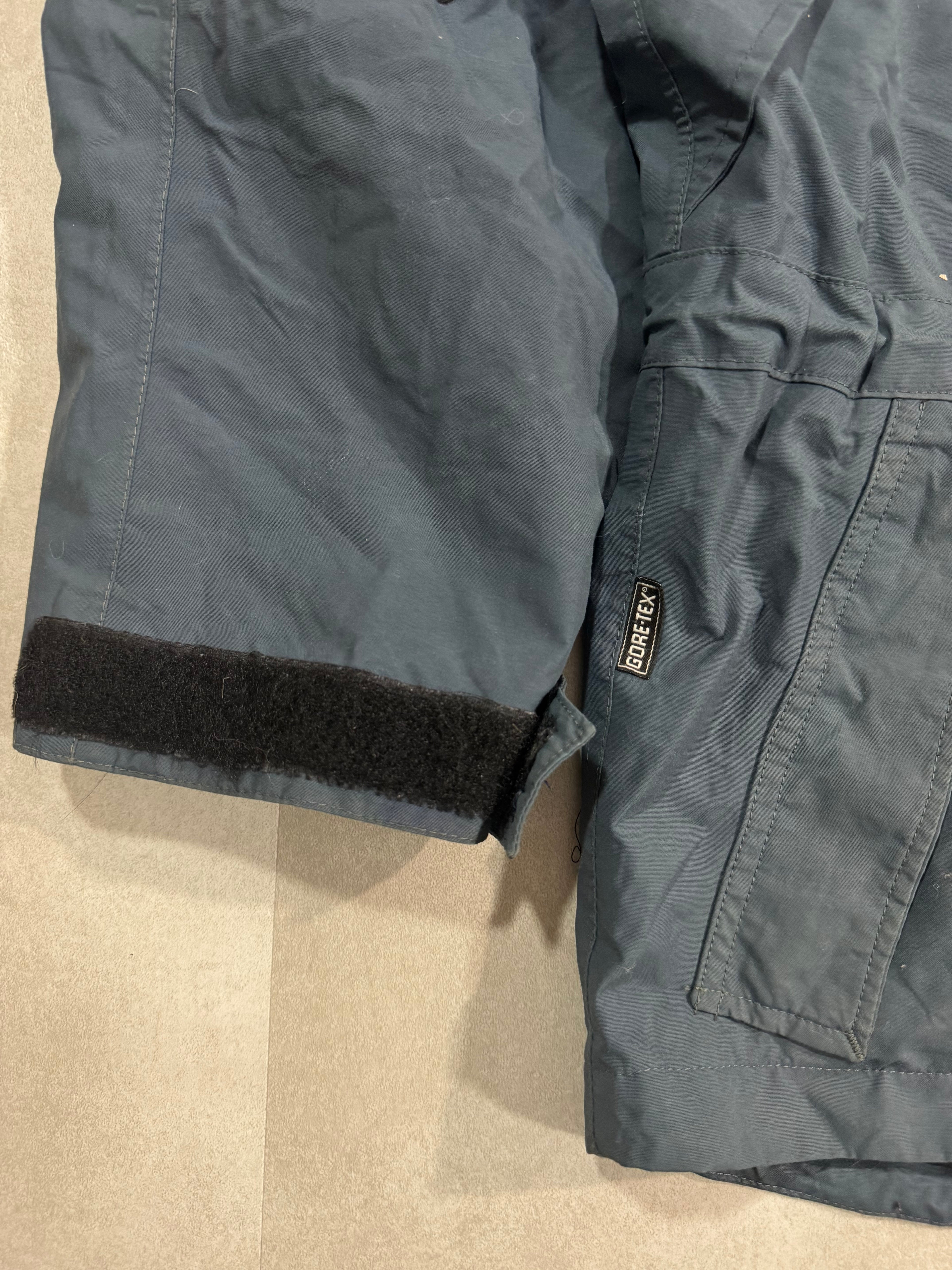 Hardshell 3L Mammut GoreTex
YKK Vislon - Taille S