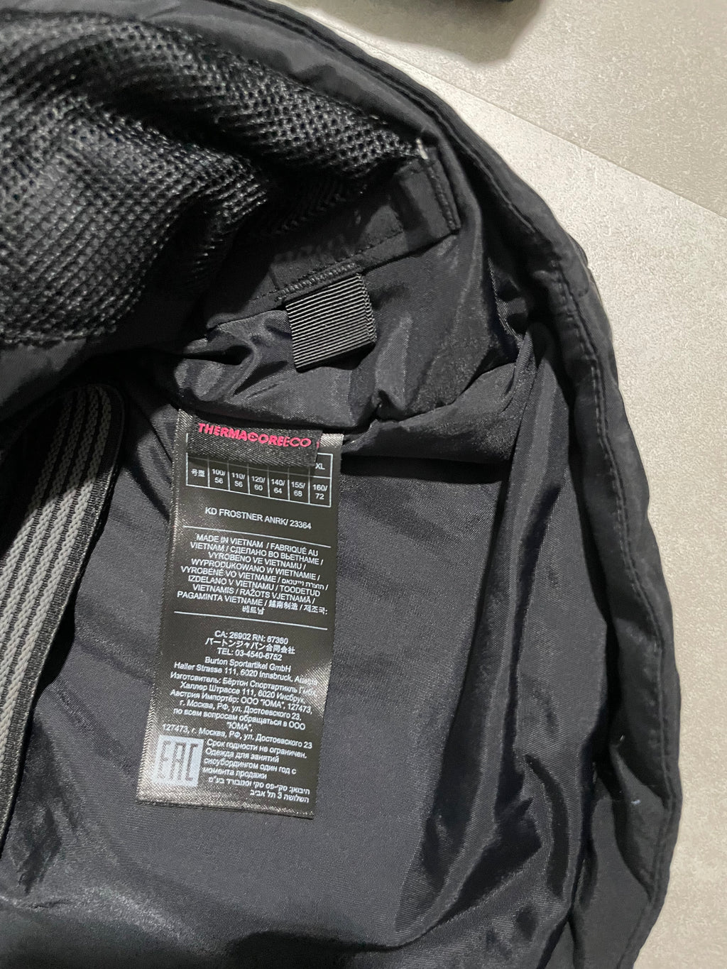 Veste de ski et snowboard Burton
Thermacoreeco - Taille 140/64
10ans