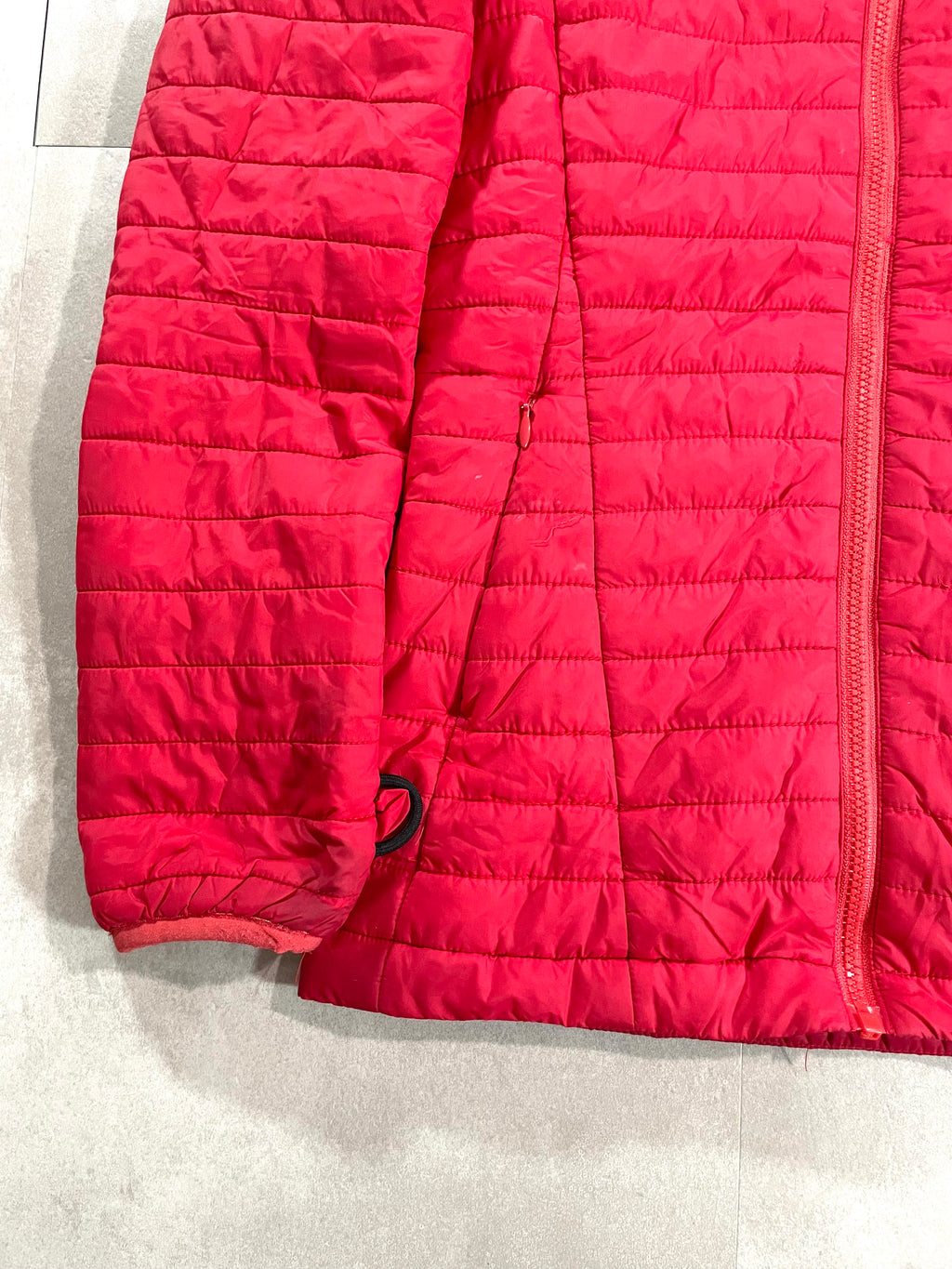 Doudoune Millet plume matelassé
YKK Vislon - Taille Xs