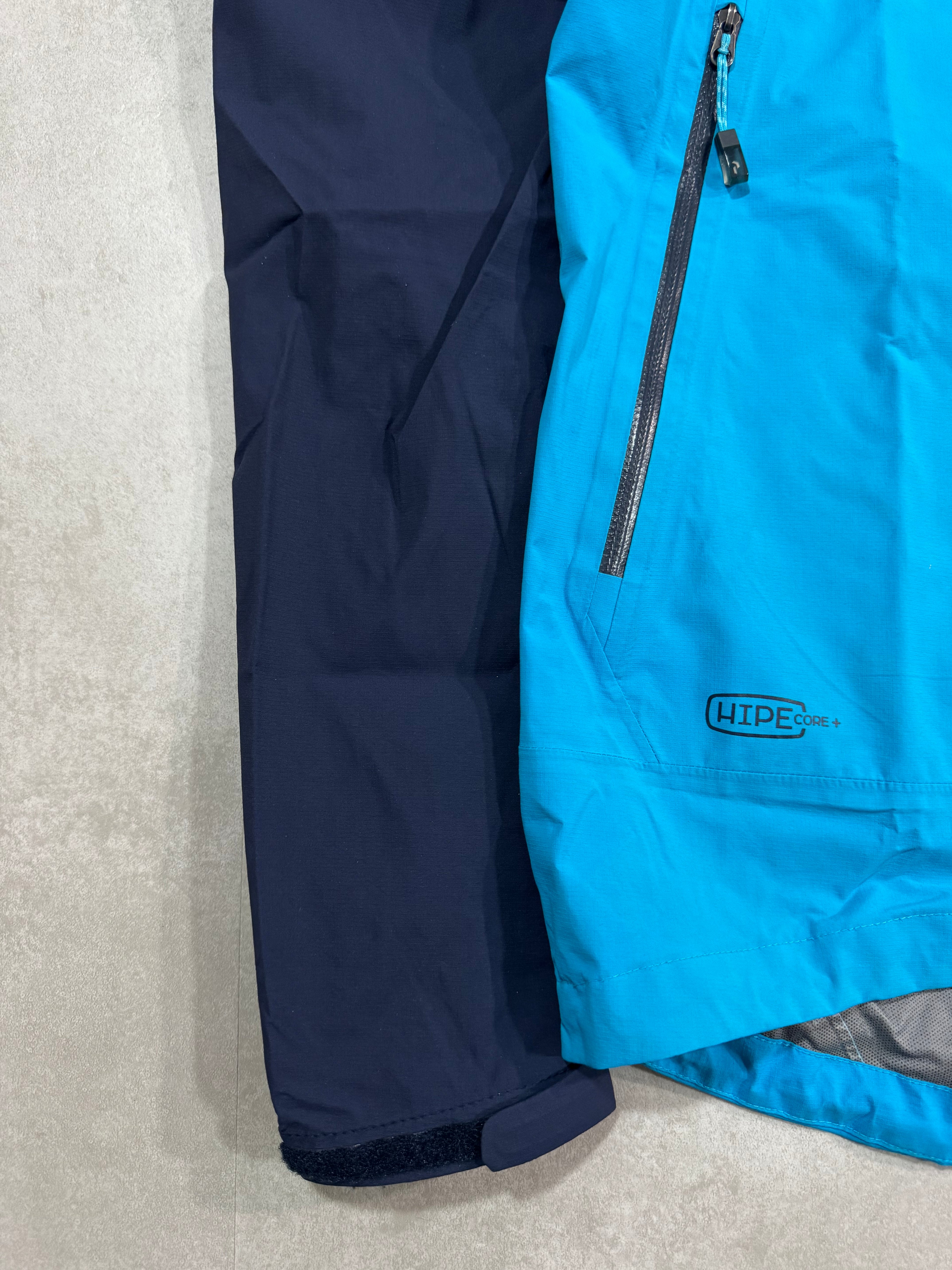 Hardshell 3L PeakPerformance
Swift J R&D Hipe Core + DWR - Taille M