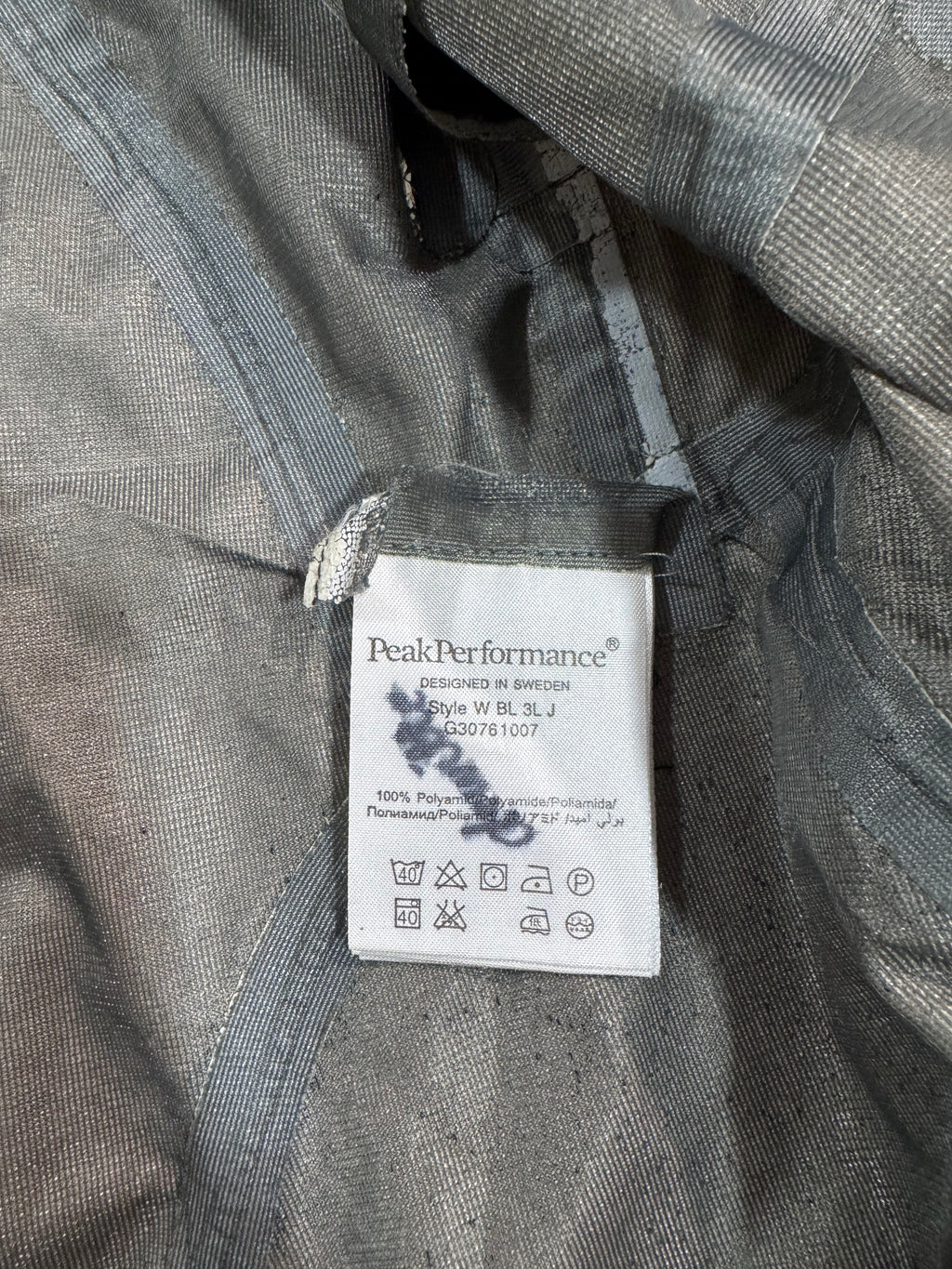 Hardshell 3L Peak Performance
BlackLight R&D DWR - Taille S