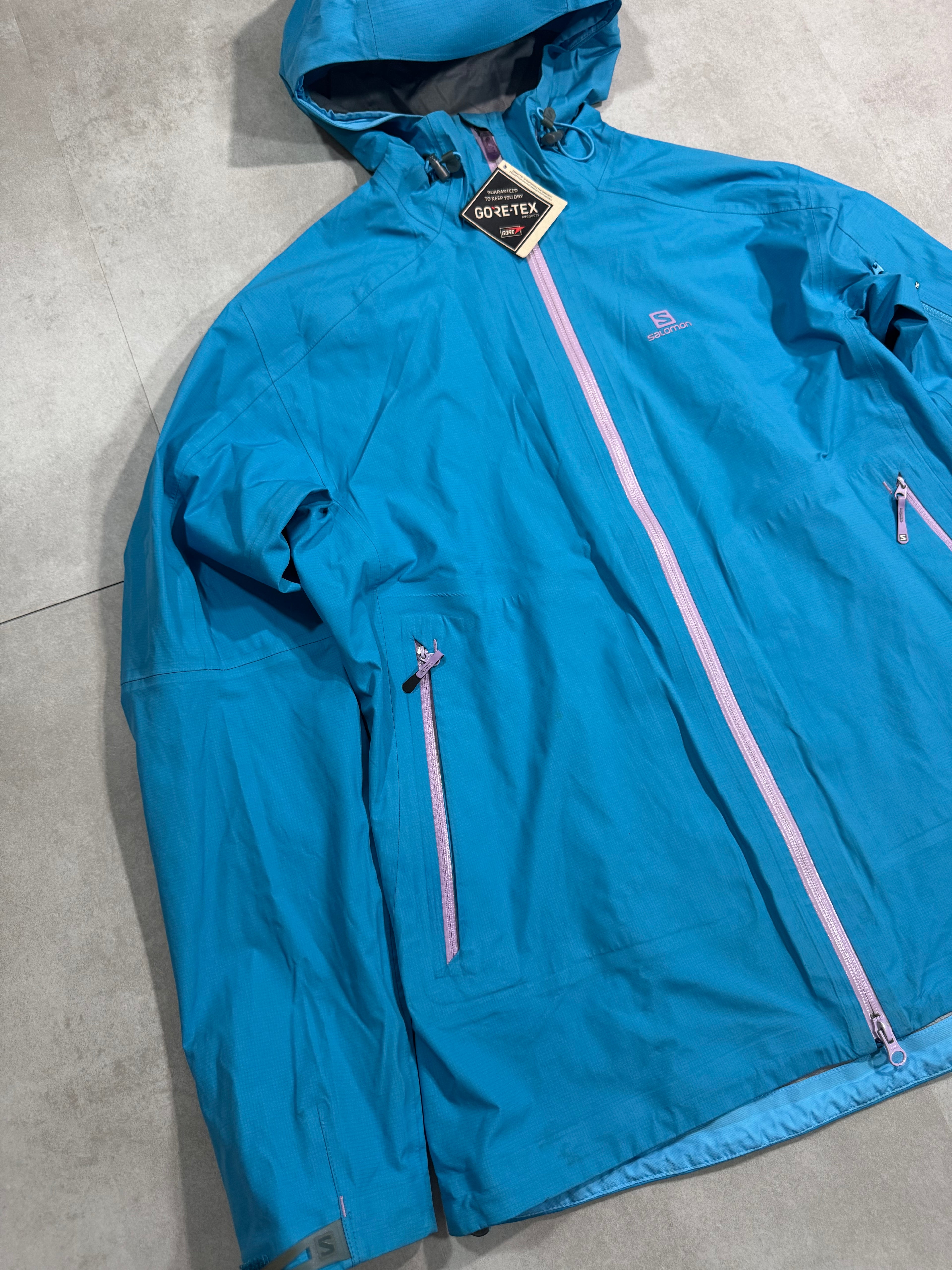 Hardshell 3L Salomon GoreTex
YKK - Taille L