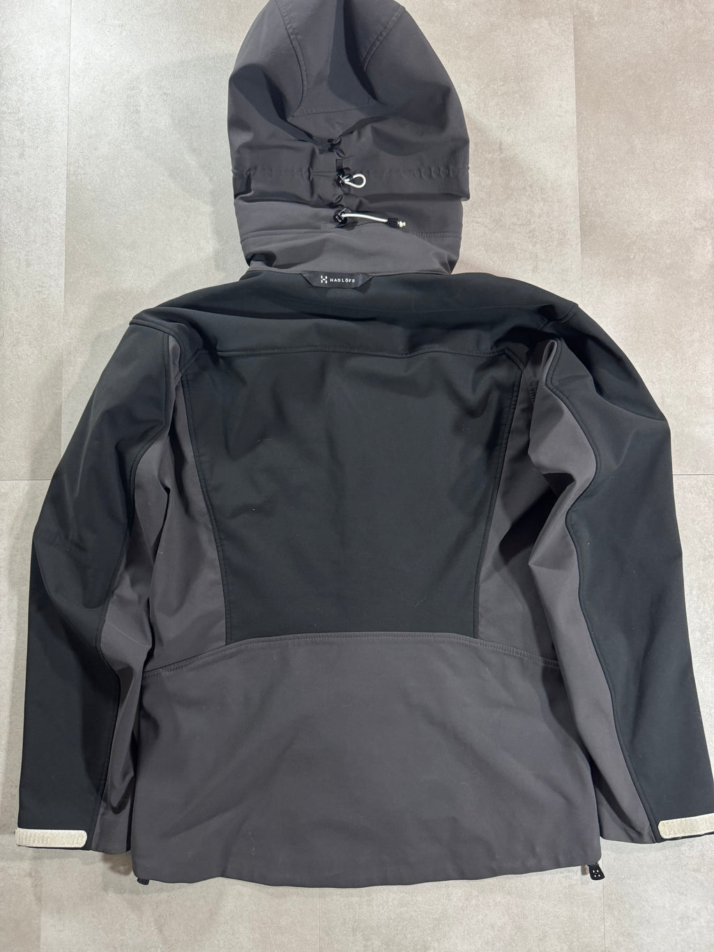 Veste alpinisme Haglöfs Recco Windstopper
YKK Dwr - Taille S