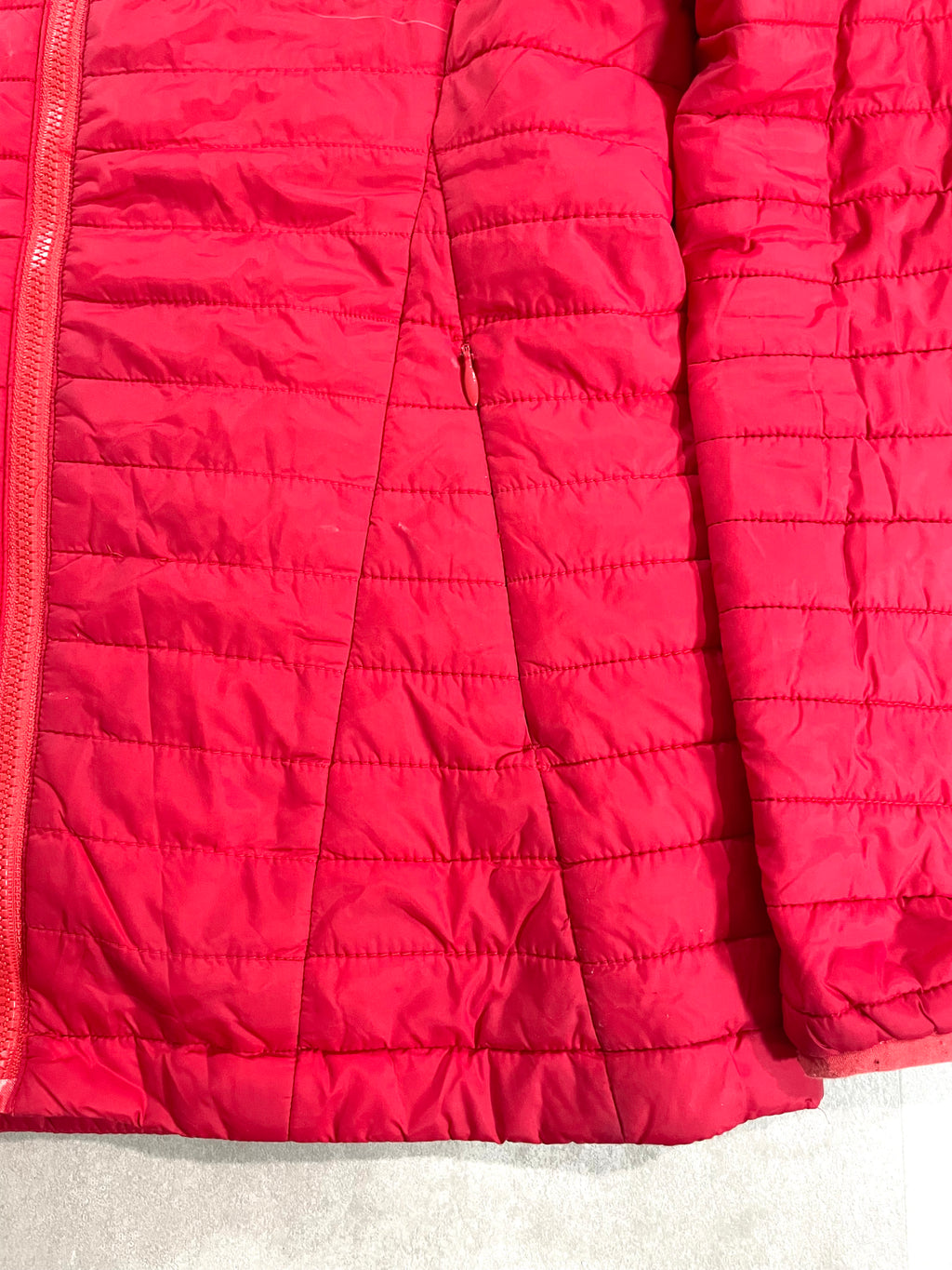 Doudoune Millet plume matelassé
YKK Vislon - Taille Xs