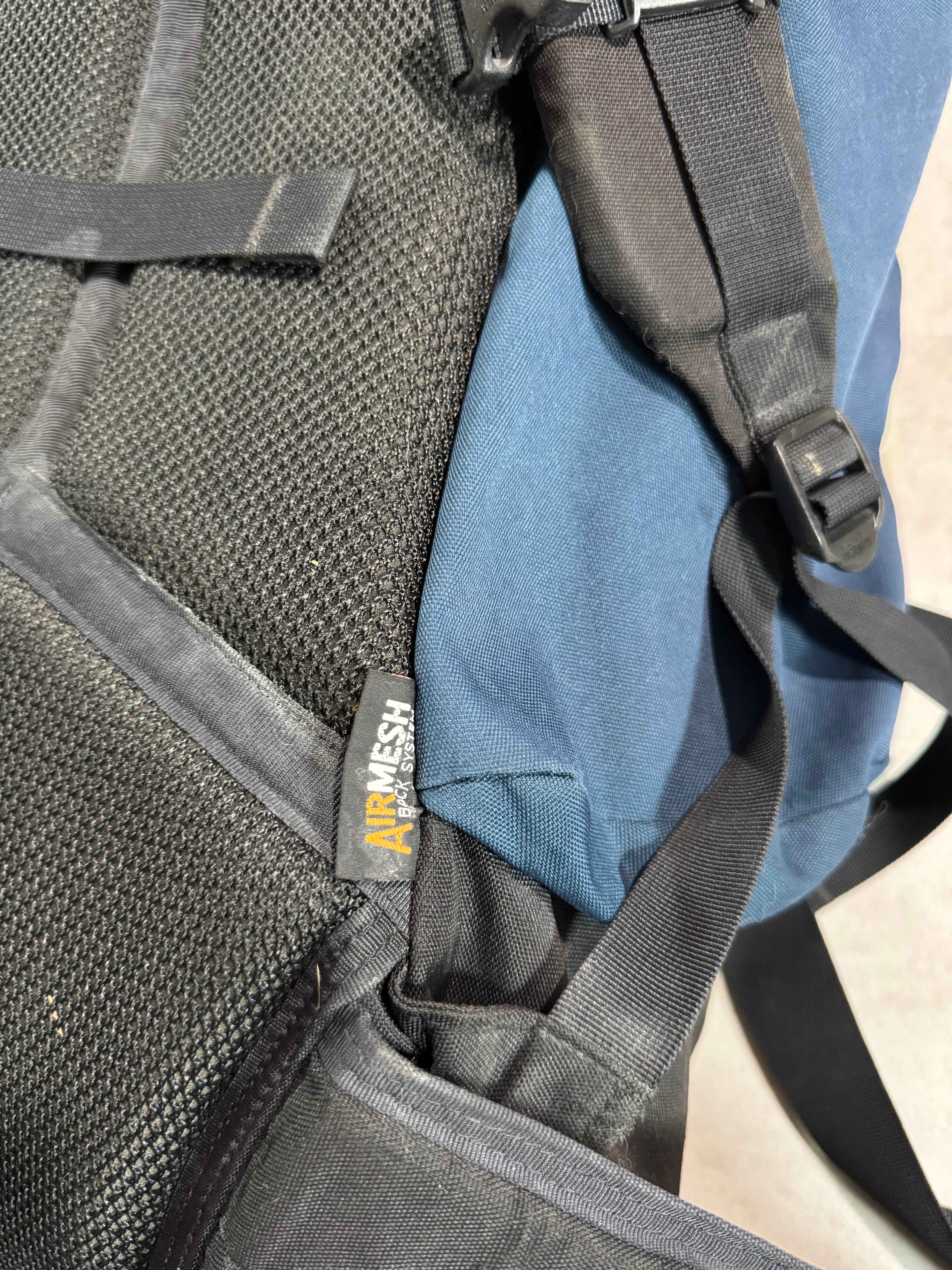 Sac à dos Lowe Alpine Walkabout 35 AirMesh Back System® - Randonnée / Trek