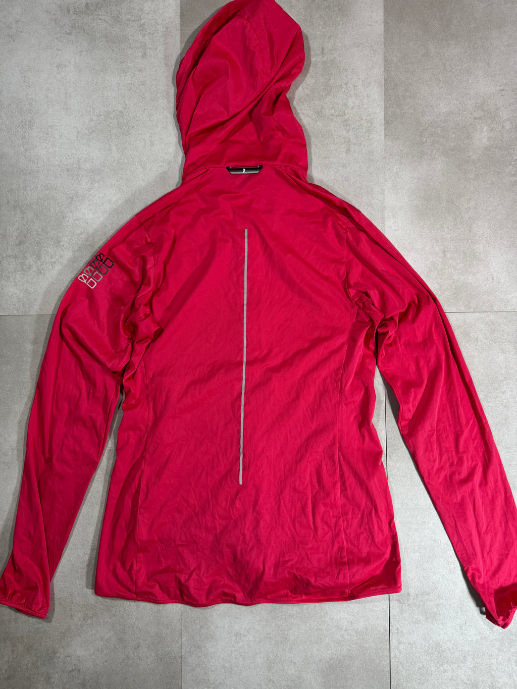 Coupe vent Peak Performance
R&D - Randonnée / Trail / Running - Taille 36