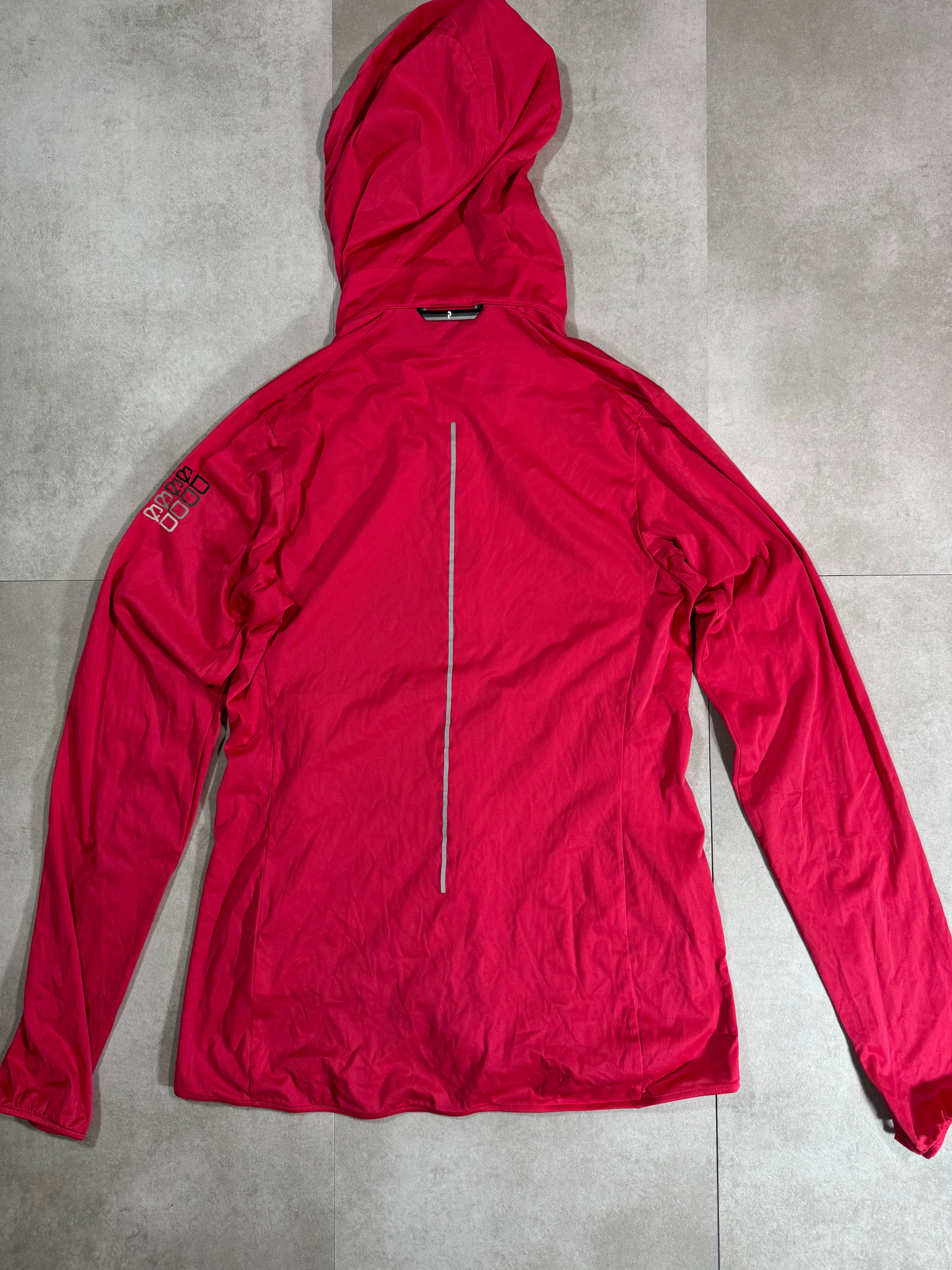 Coupe vent Peak Performance
R&D - Randonnée / Trail / Running - Taille 36