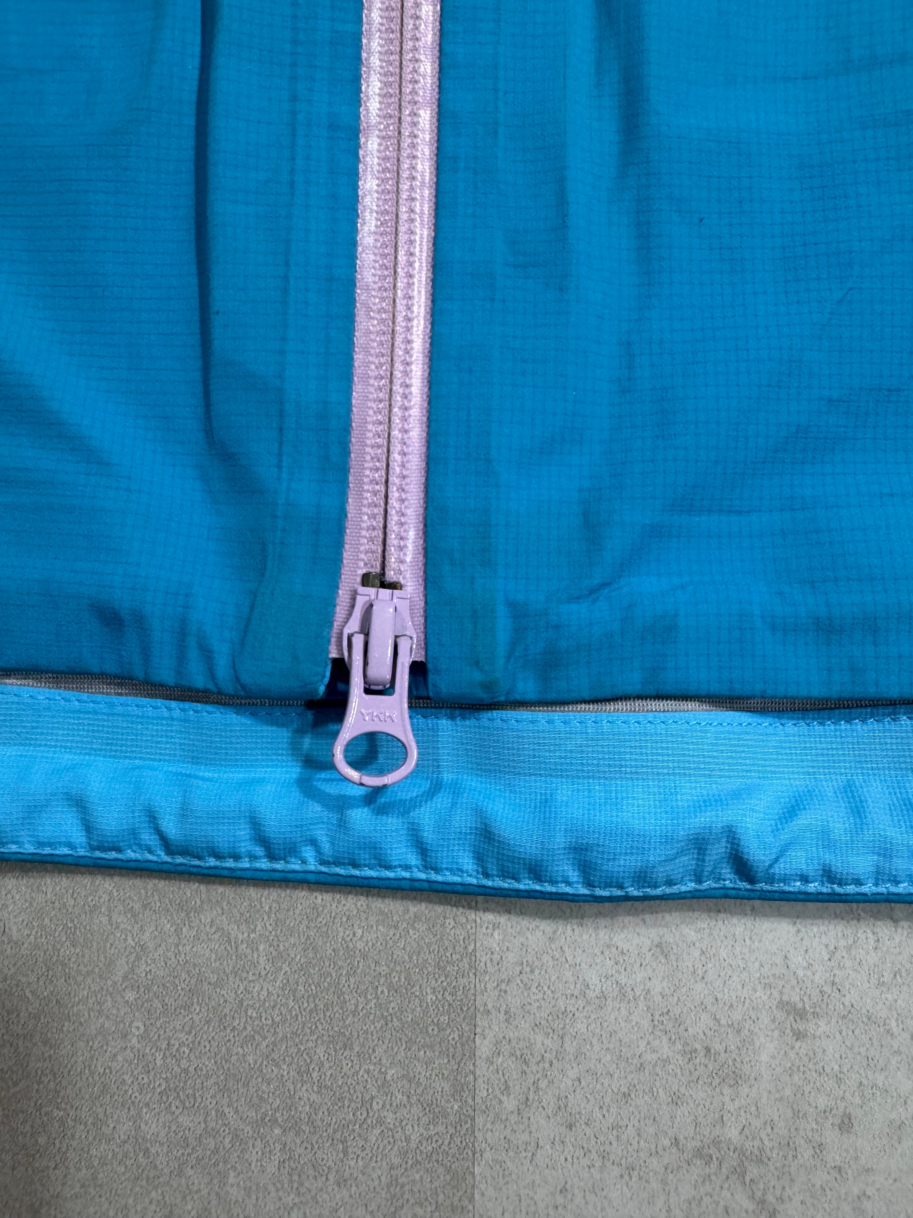 Hardshell 3L Salomon GoreTex
YKK - Taille L