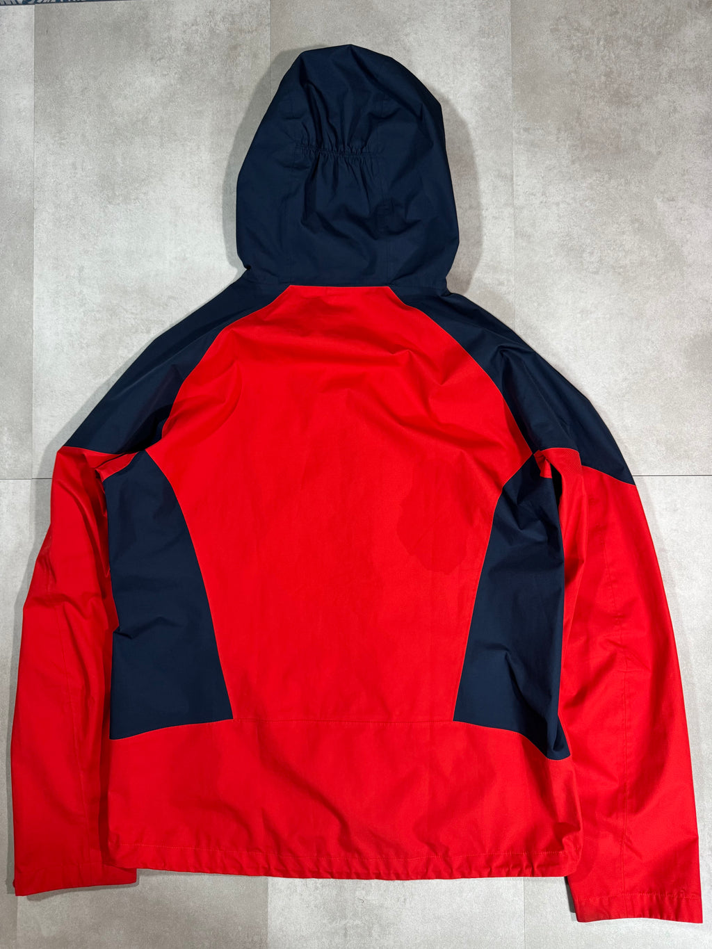 Hardshell  Millet 2,5L Fitz Roy III JKT 
 - Alpinisme / Randonnée / Trail - Taille L