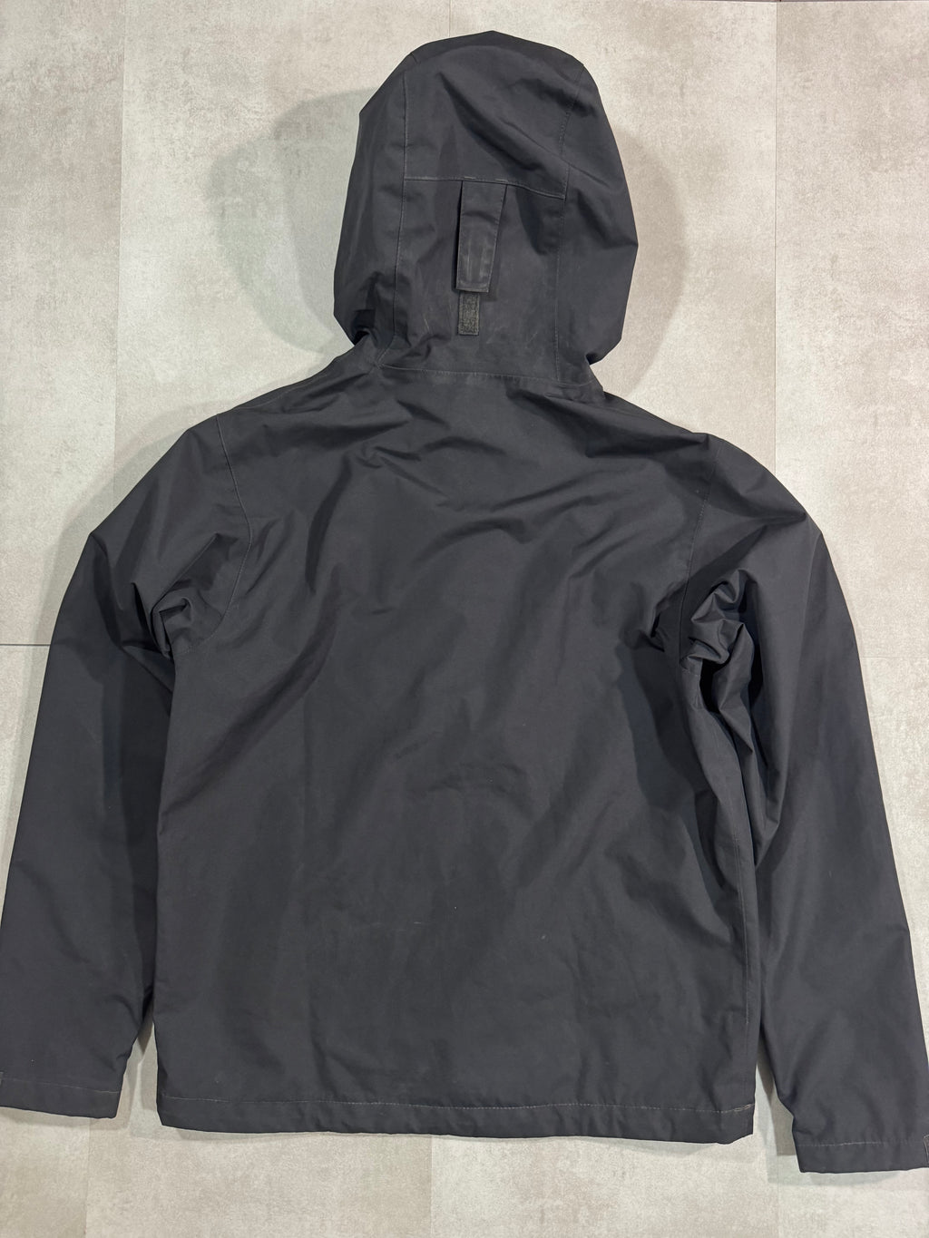 Hardshell 2,5L Helly Hansen
HellyTech Protection YKK - Taille
S