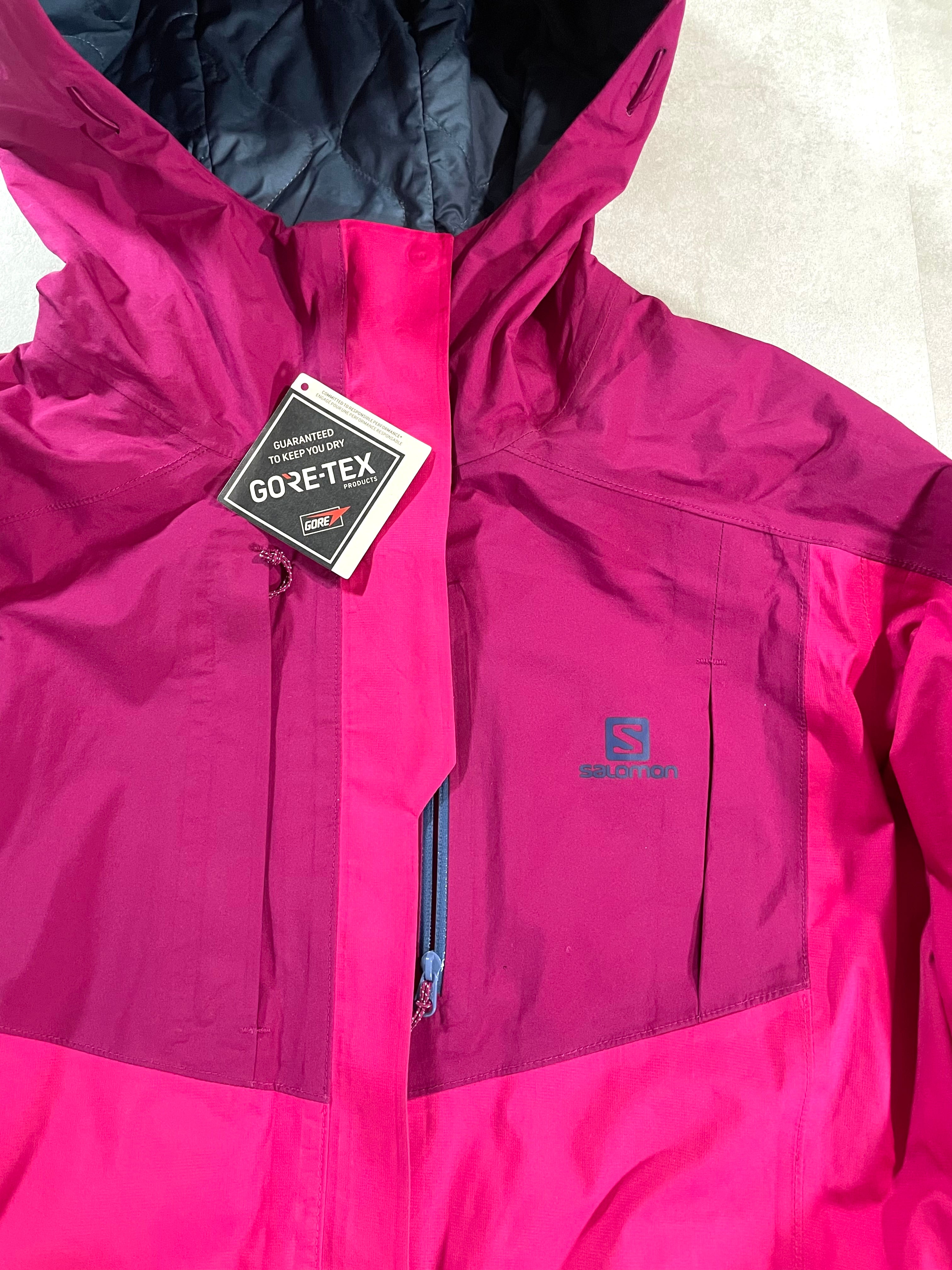 Hardshell 3L Salomon Gore-Tex
YKK Vislon matelassé - Taille M