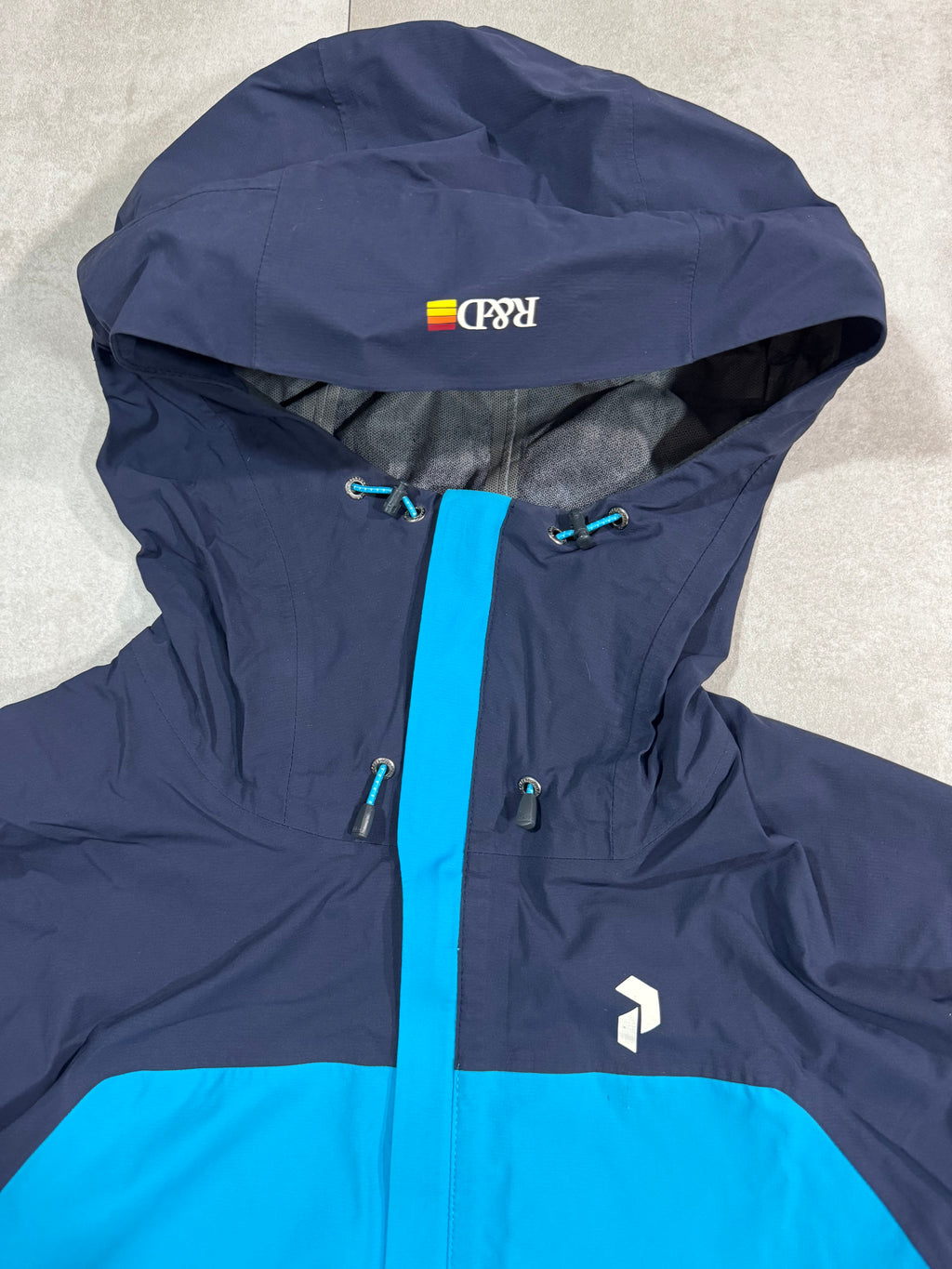 Hardshell 3L PeakPerformance
Swift J R&D Hipe Core + DWR - Taille M