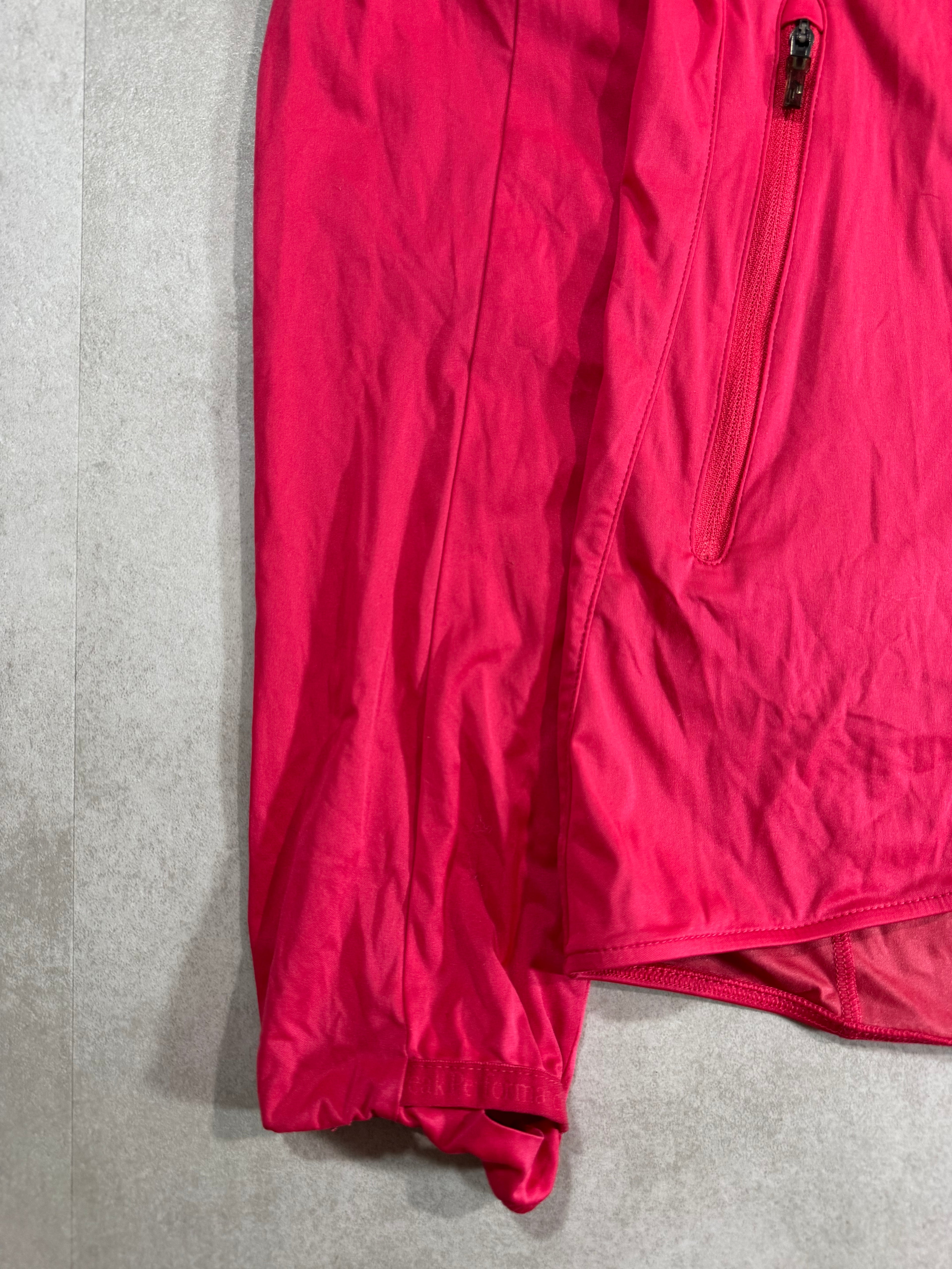 Coupe vent Peak Performance
R&D - Randonnée / Trail / Running - Taille 36