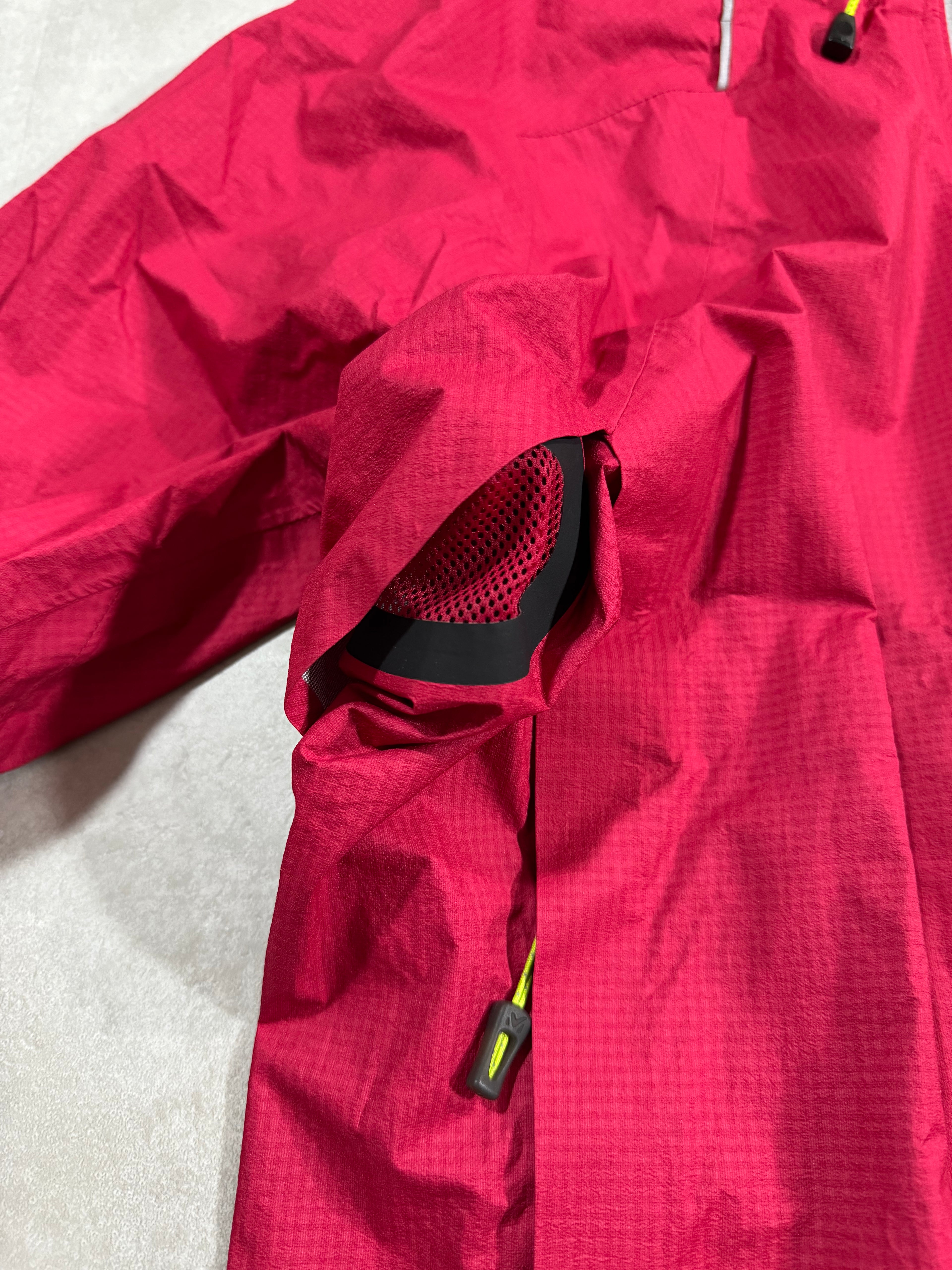 Hardshell 2,5L Millet MTK Séries DryEdge YKK DWR - Taille L