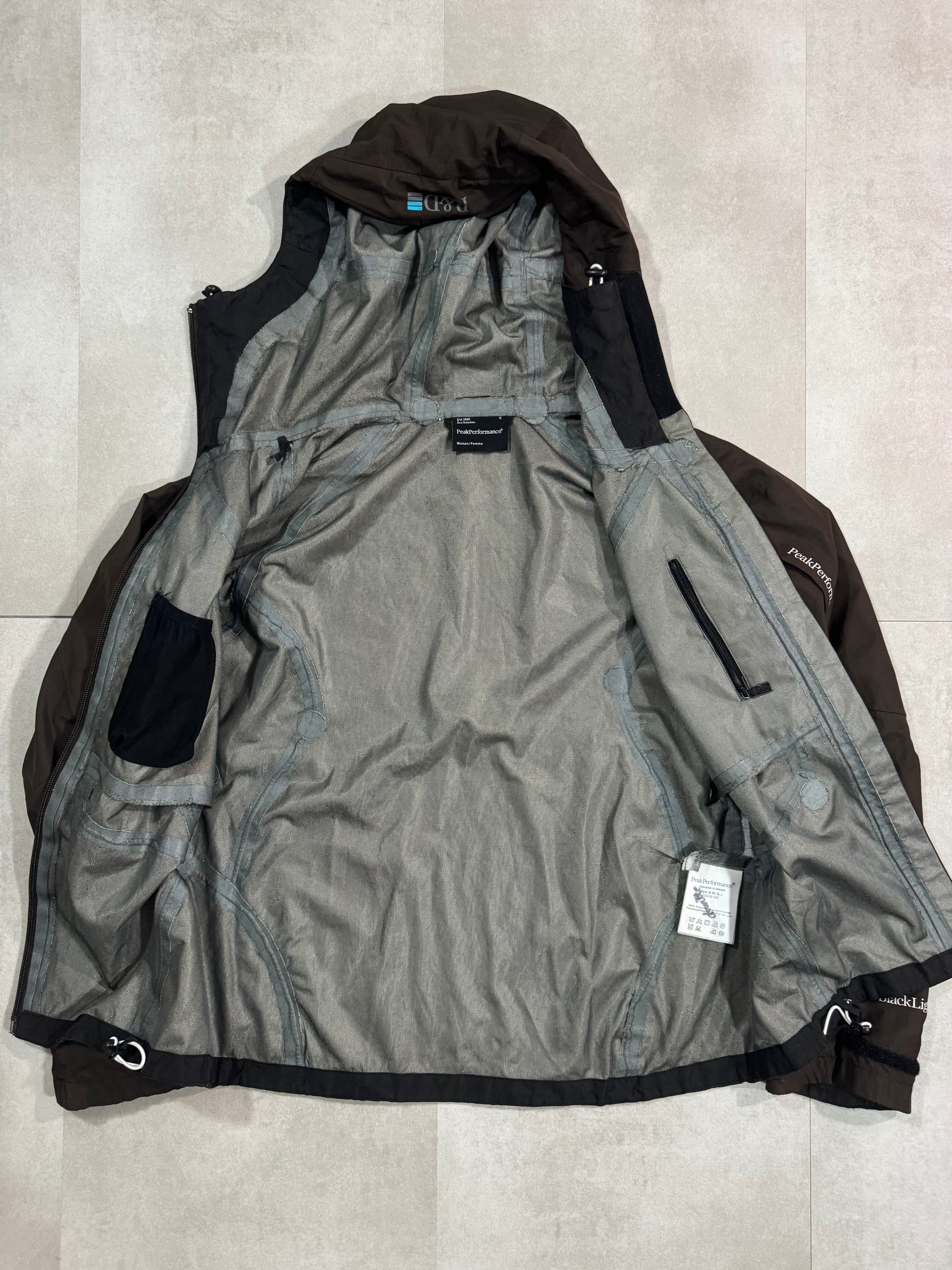 Hardshell 3L Peak Performance
BlackLight R&D DWR - Taille S