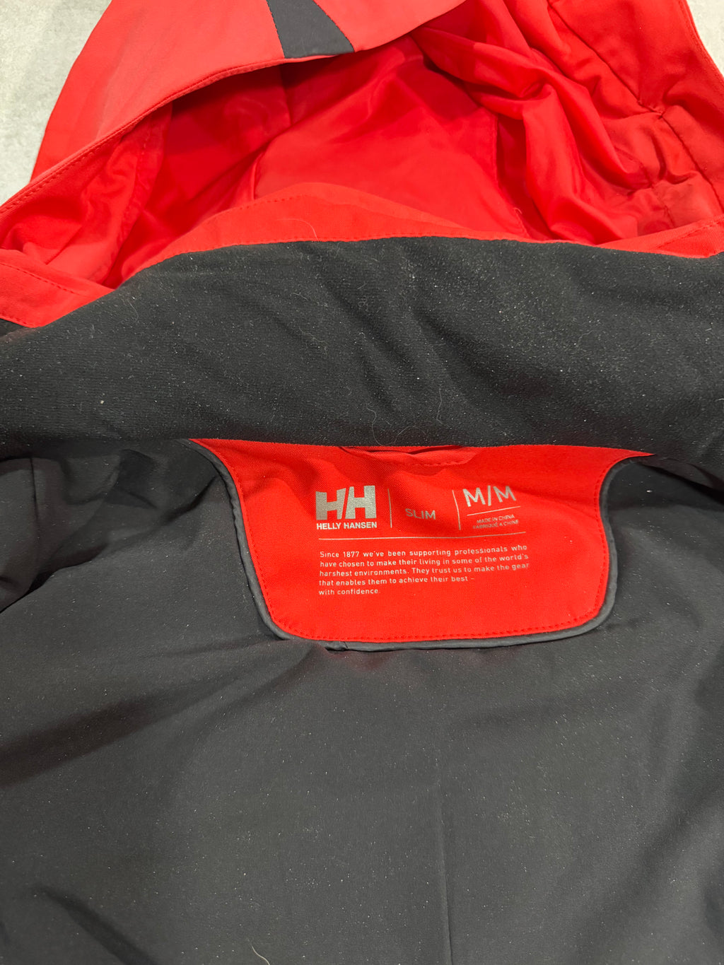 Veste de ski et alpinisme Helly
Hansen Primaloft Recco HellyTech
Professionnal - Taille M