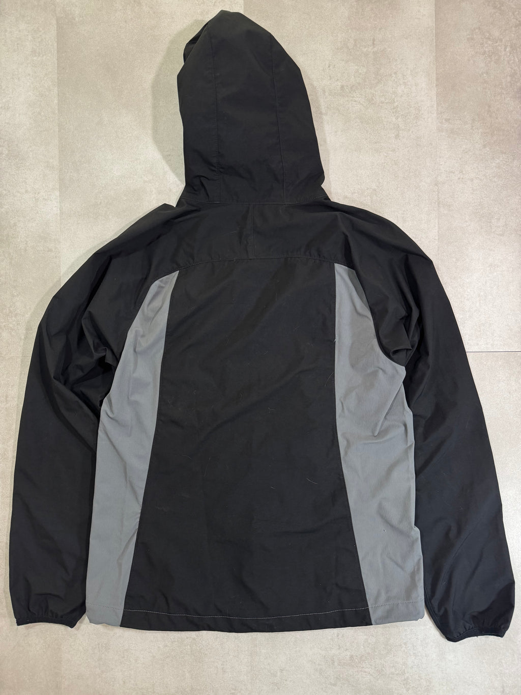 Veste coupe vent Millet  - Alpinisme / Randonnée / Trail - Taille M