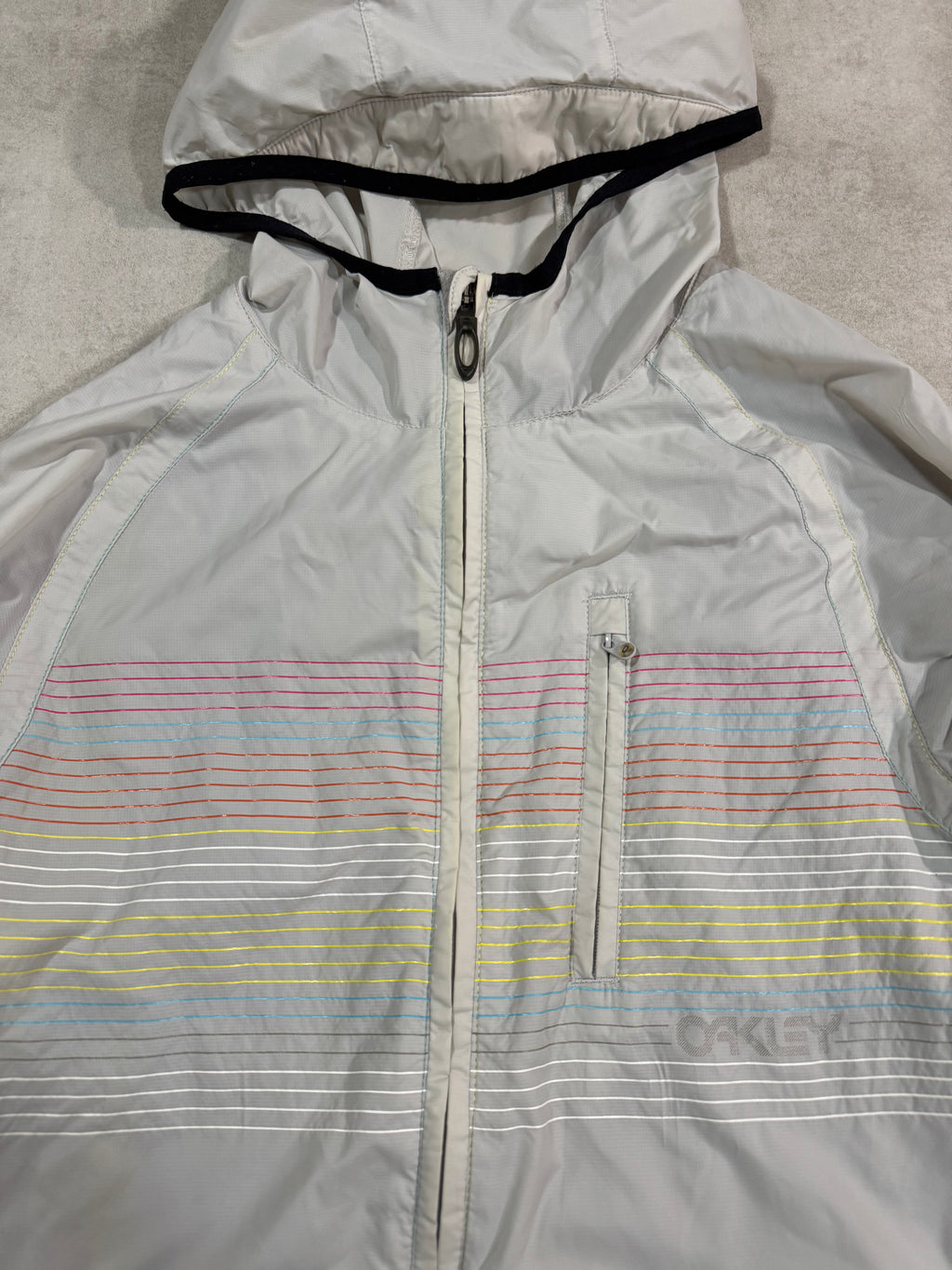 Veste imperméable et coupe vent
Oakley - Taille S