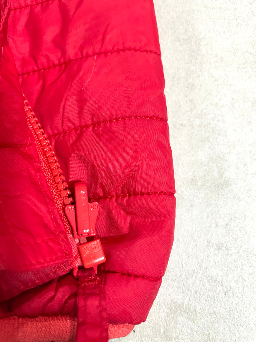 Doudoune Millet plume matelassé
YKK Vislon - Taille Xs