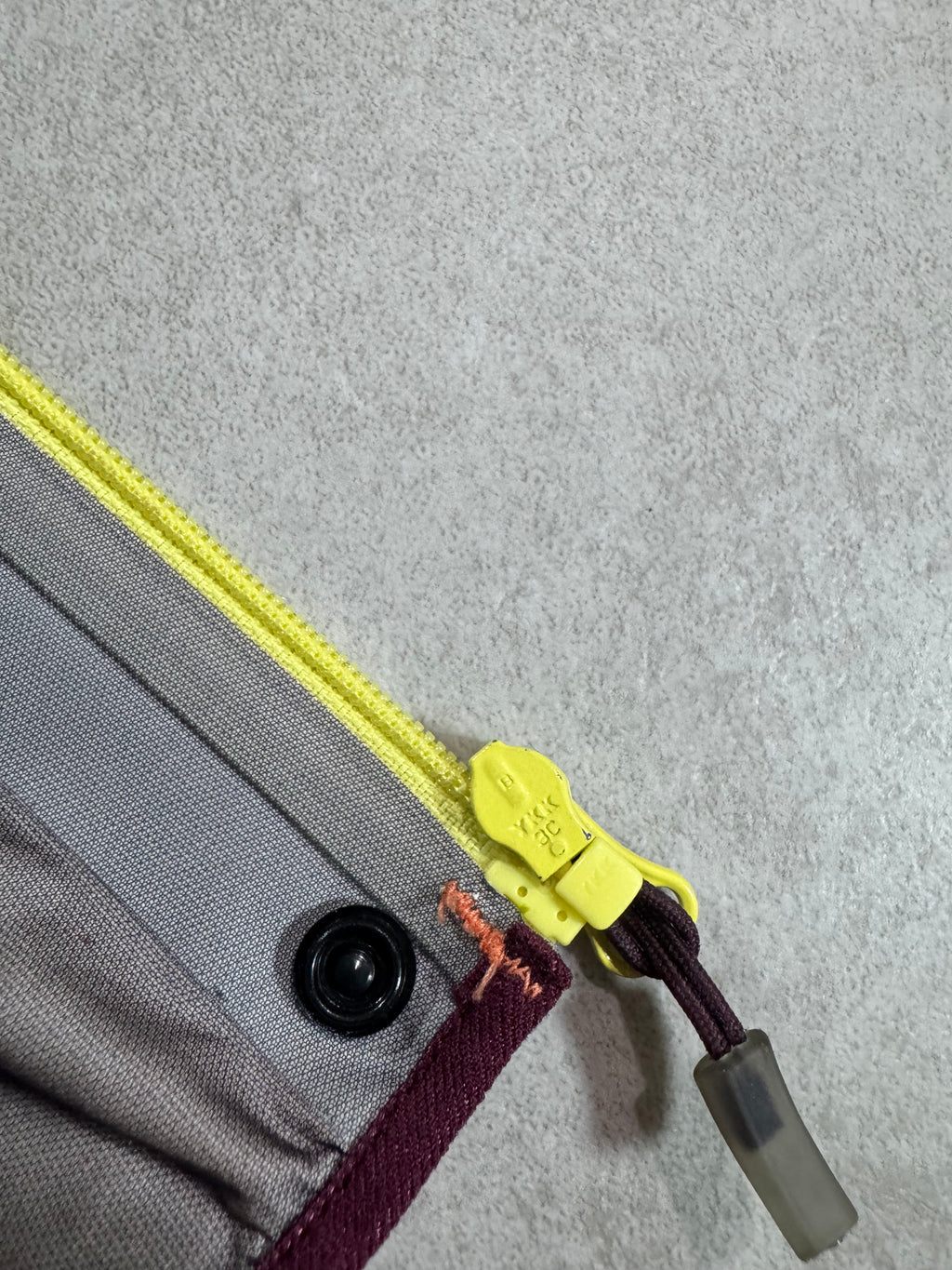 Hardshell 3L Haglöfs GoreTex LIM
Ykk - Taille Xs