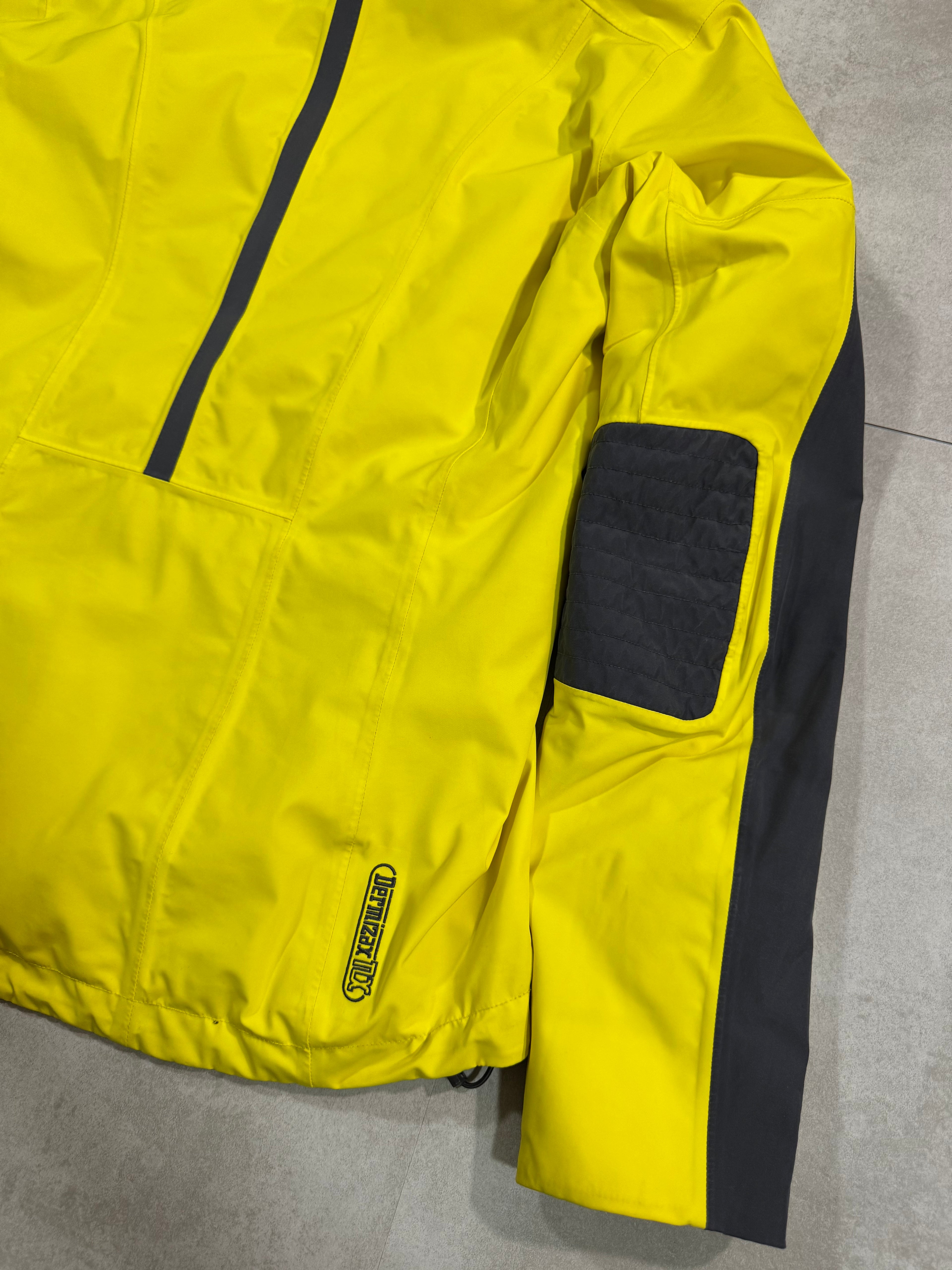 Veste de ski et Alpinisme
PeakPerformance Subadia W
ThermaCool Recco DWR YKK -
Taille L