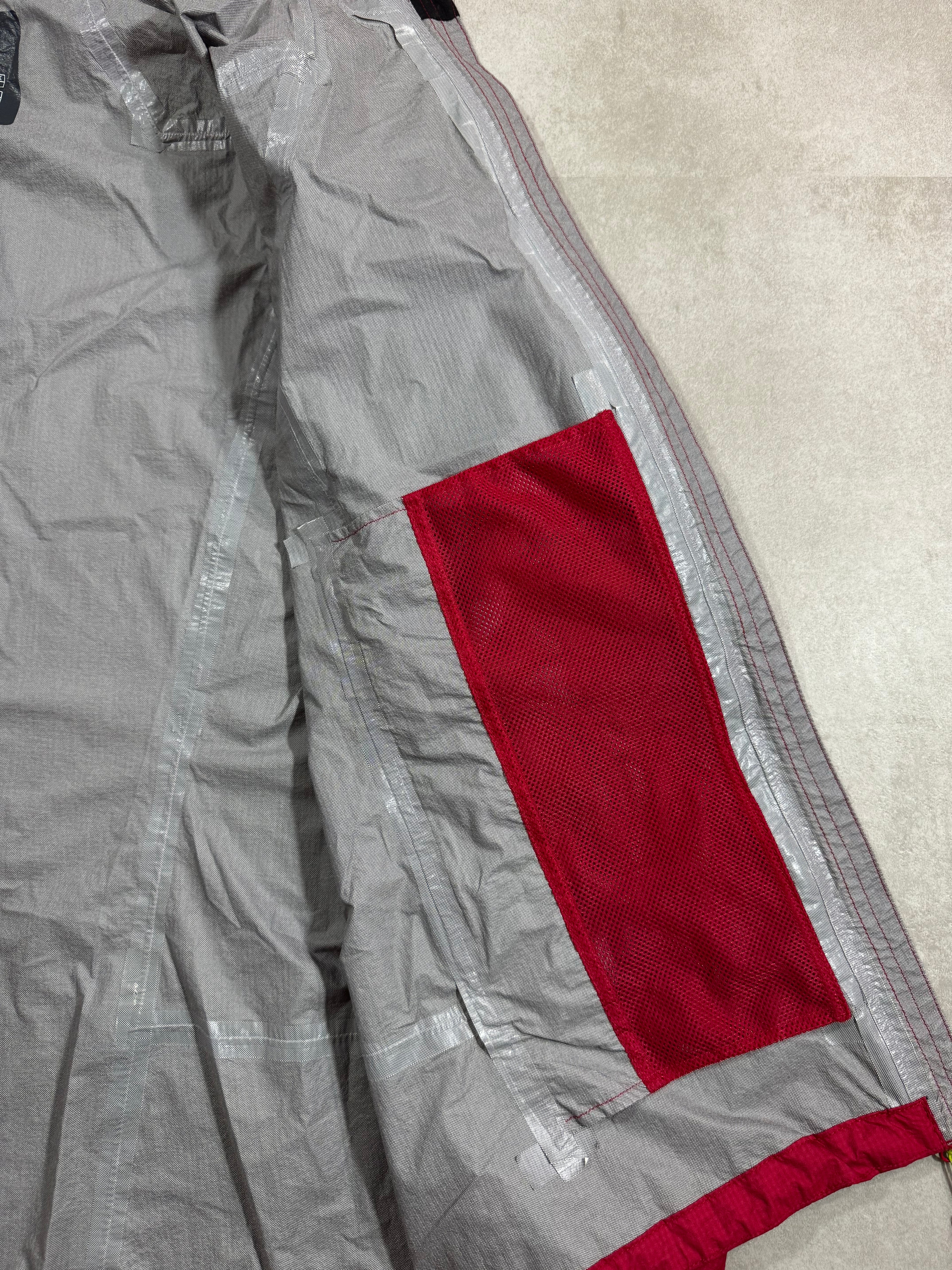 Hardshell 2,5L Millet MTK Séries DryEdge YKK DWR - Taille L