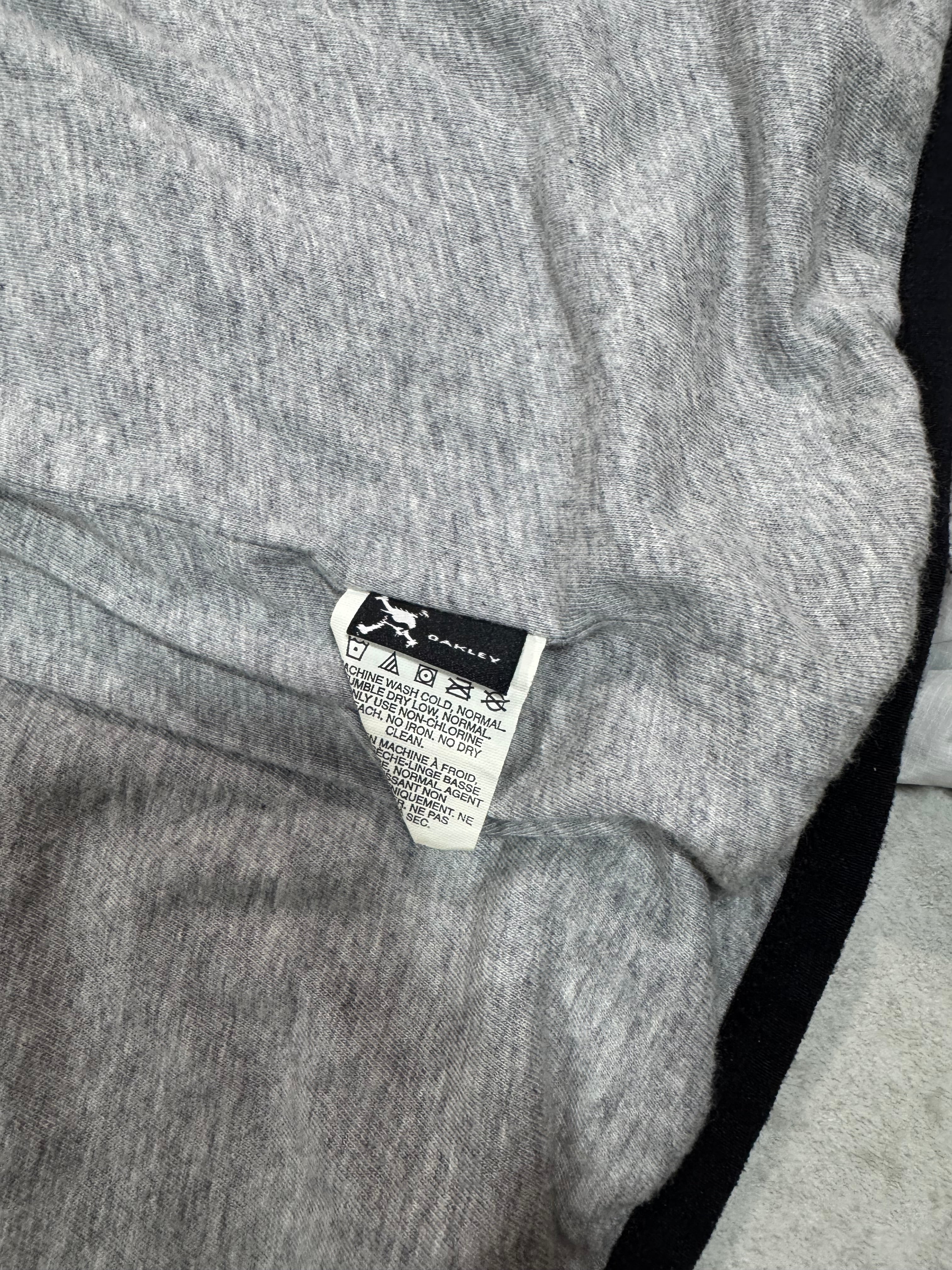 Veste imperméable et coupe vent
Oakley - Taille S