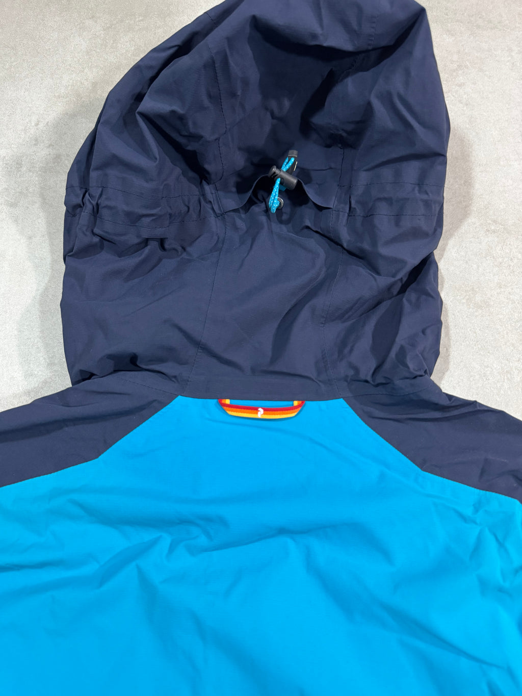 Hardshell 3L PeakPerformance
Swift J R&D Hipe Core + DWR - Taille M