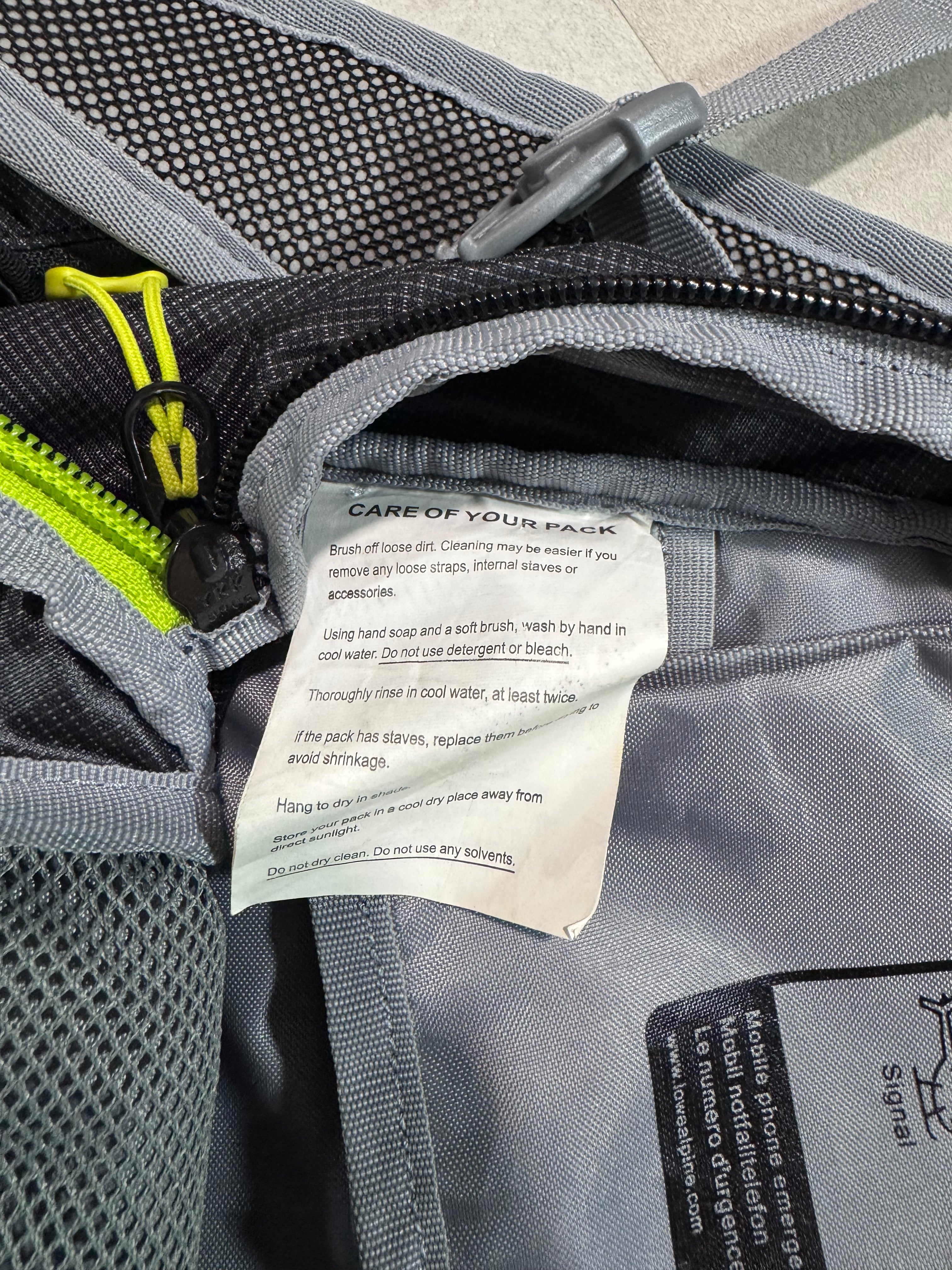 Sac à dos Lowe Alpine Strike 12 Air Contour® H2O® - Randonnée / Trail / Running - 12L