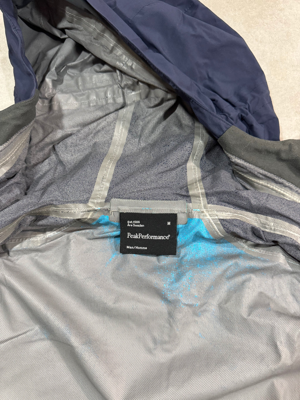 Hardshell 3L PeakPerformance
Swift J R&D Hipe Core + DWR - Taille M