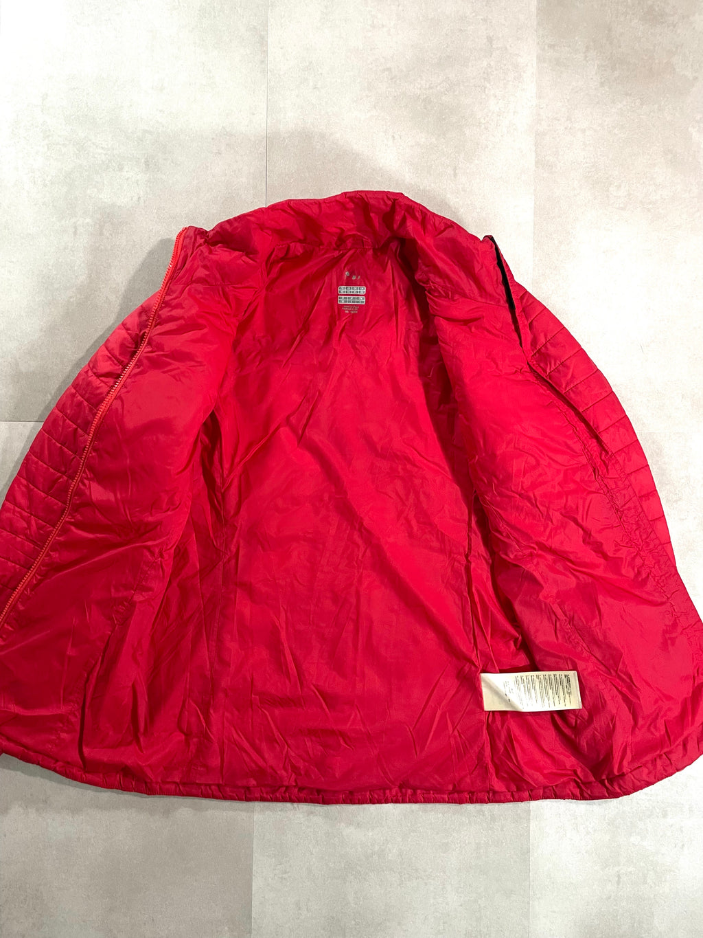 Doudoune Millet plume matelassé
YKK Vislon - Taille Xs